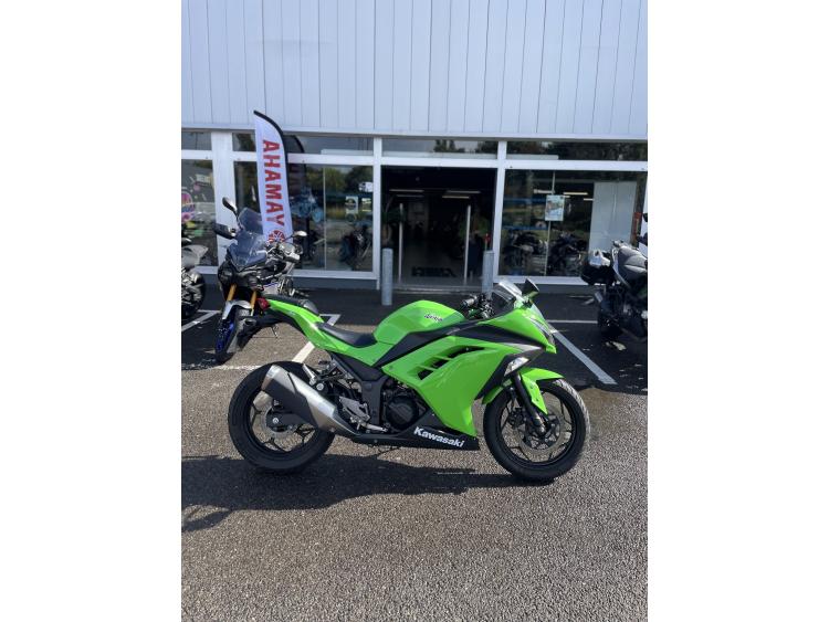 KAWASAKI NINJA 300
