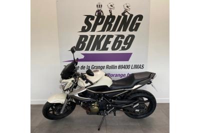YAMAHA XJ6-N