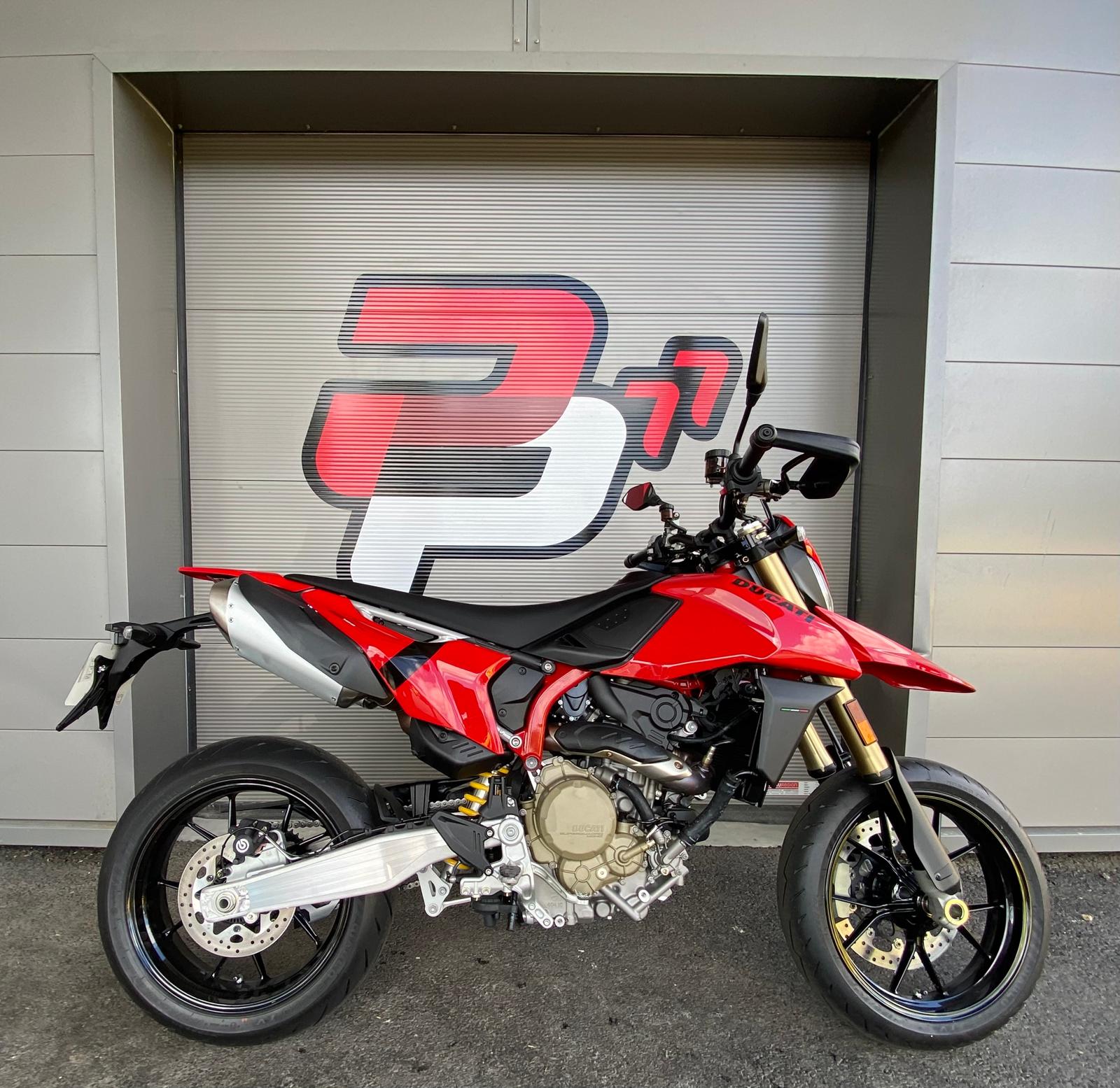 DUCATI HYPERMOTARD 698
