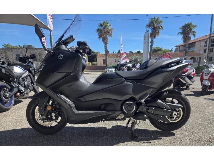 YAMAHA XP T-MAX 560