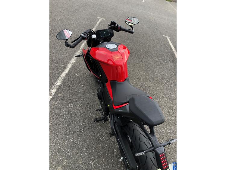 QJ MOTOR SRK 125 S2