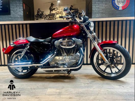 HARLEY-DAVIDSON SPORTSTER IRON 883
