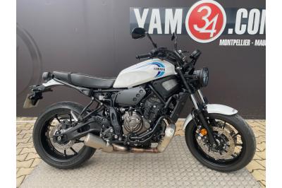 YAMAHA XSR 700