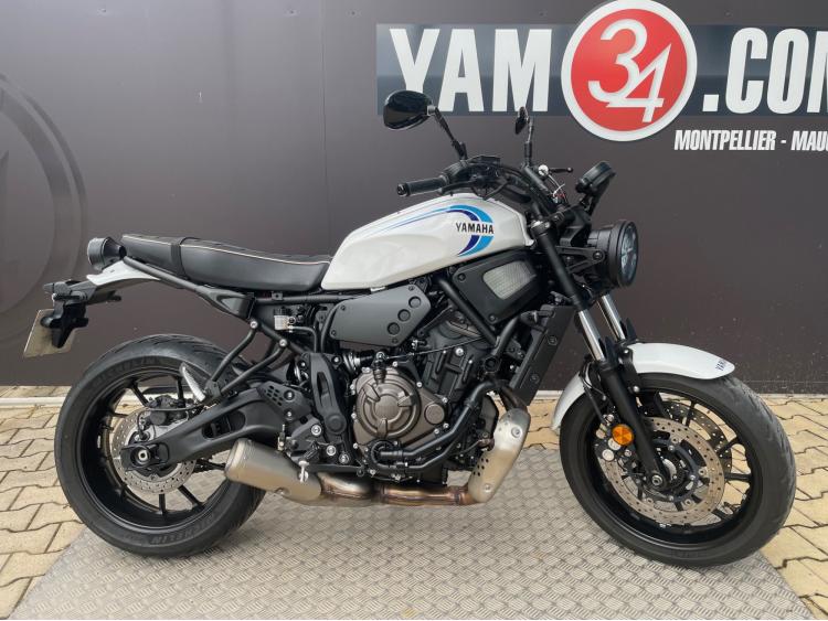 YAMAHA XSR 700