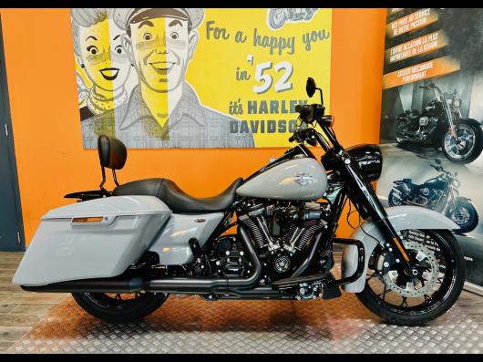 HARLEY-DAVIDSON TOURING ROAD KING 1868 SPECIAL