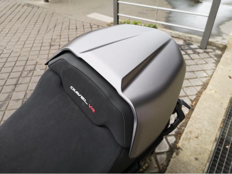 DUCATI DIAVEL V4 TITANIUM BY ESPACE MURIT 