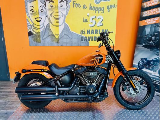 HARLEY-DAVIDSON SOFTAIL STREET BOB 1868