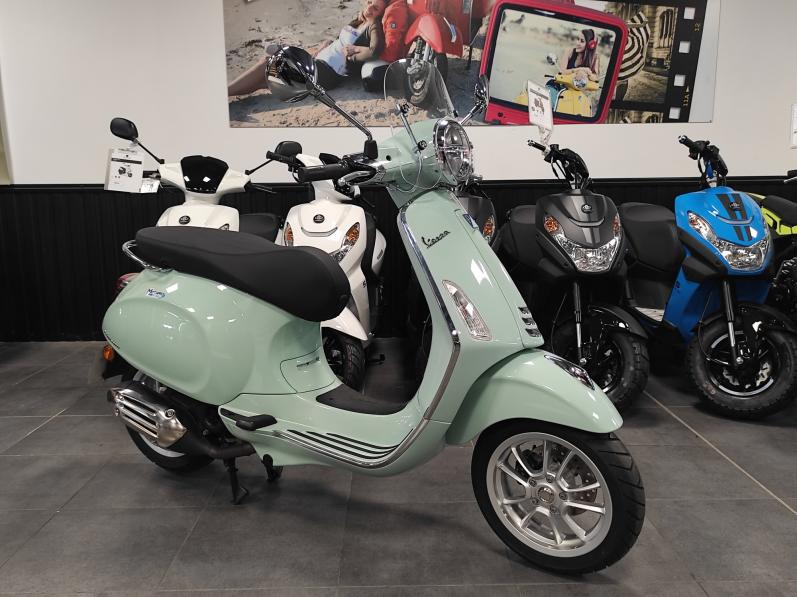 VESPA PRIMAVERA 50