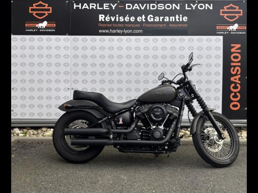 HARLEY-DAVIDSON SOFTAIL STREET BOB 1748 