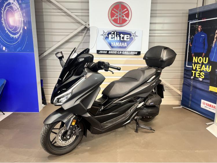 HONDA FORZA 125