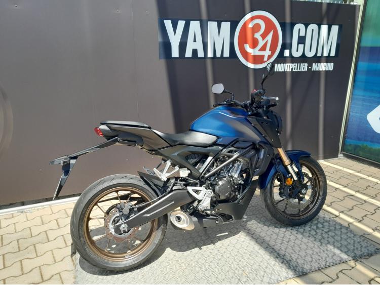HONDA CB 125 R