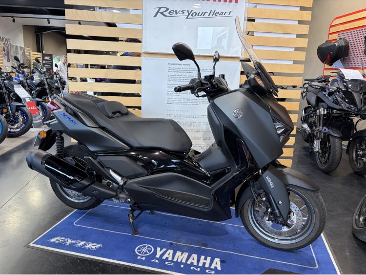 YAMAHA XMAX 300