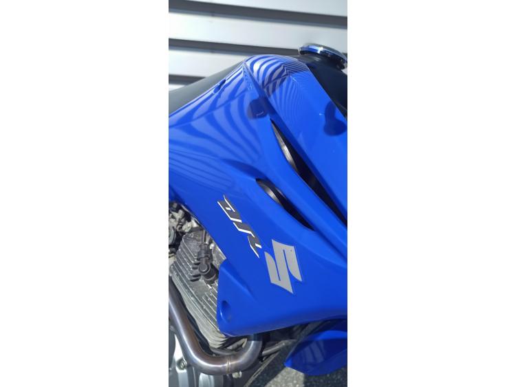 SUZUKI DR 125