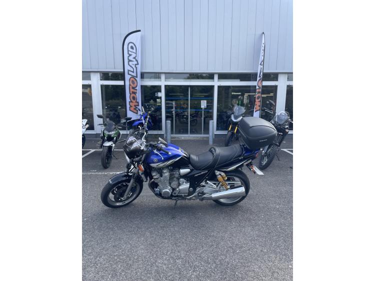 YAMAHA XJR 1300