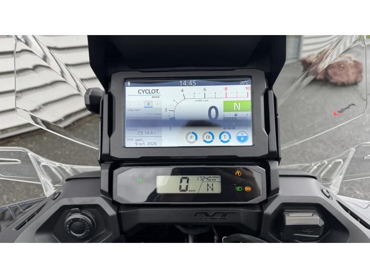 HONDA NT 1100 DCT