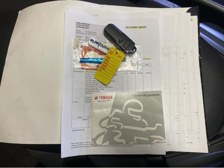 YAMAHA XP T-MAX 560 TECH MAX / T-MAX 560 / T MAX 560 TECH MAX