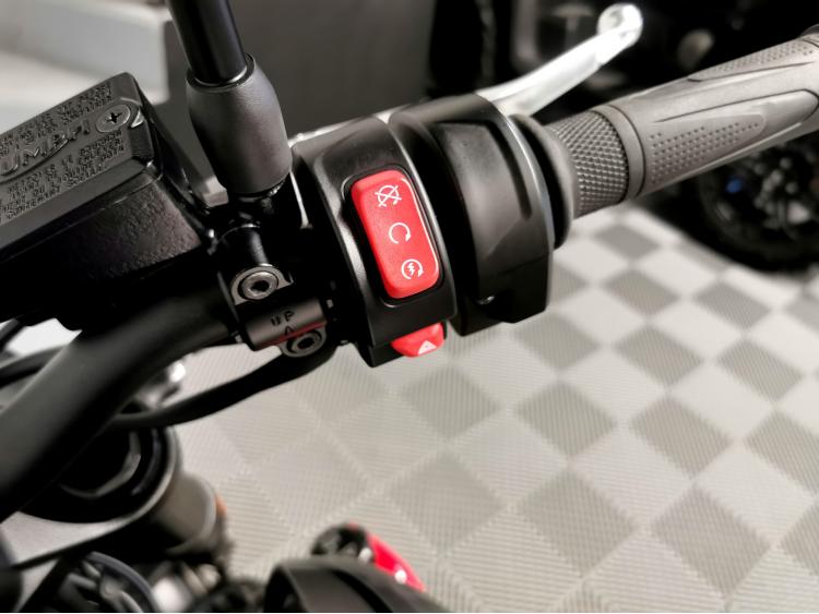 TRIUMPH TRIDENT 660 - Eligible A2 - 1ère main