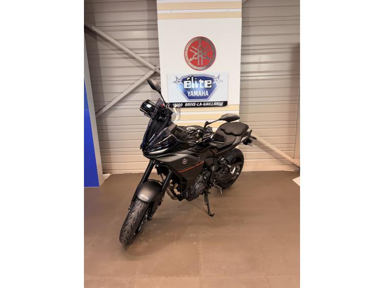 YAMAHA TRACER 7