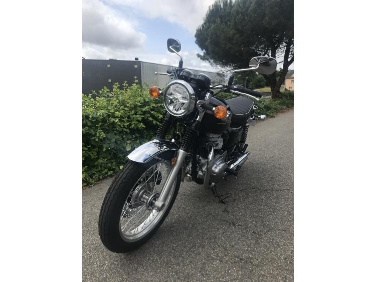 KAWASAKI W 800