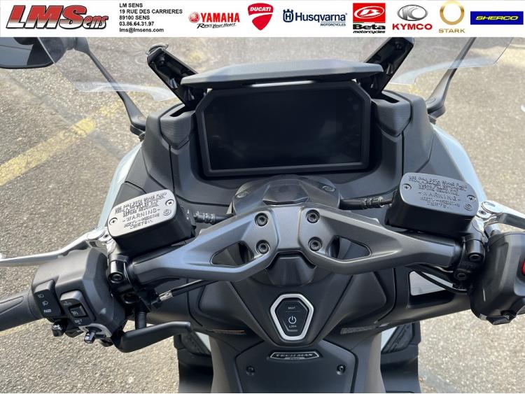 YAMAHA XP T-MAX 560 TECH MAX