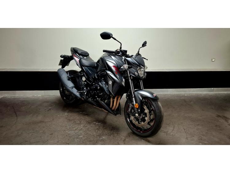 SUZUKI GSX-S 750