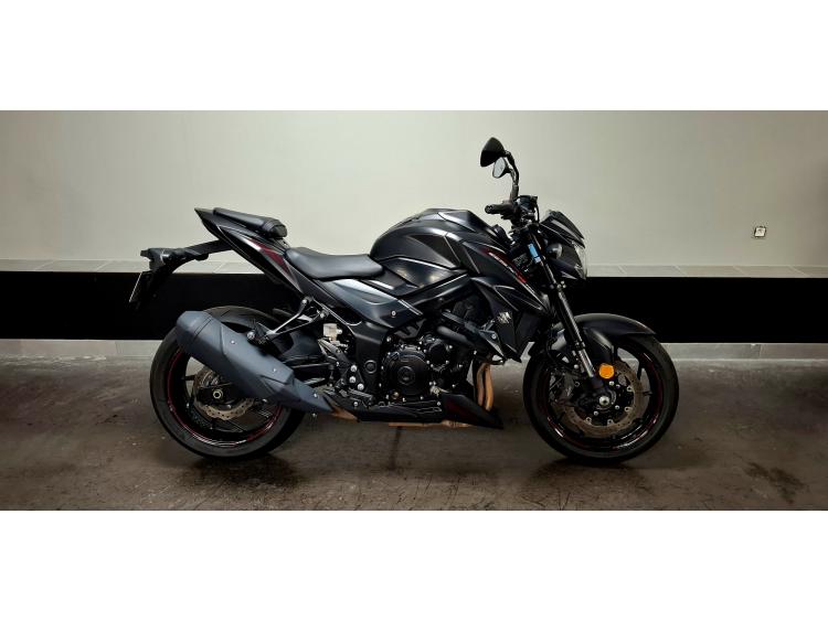 SUZUKI GSX-S 750