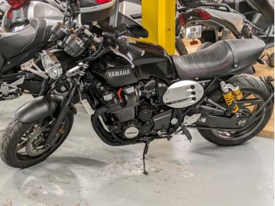 YAMAHA XJR 1300 RACER