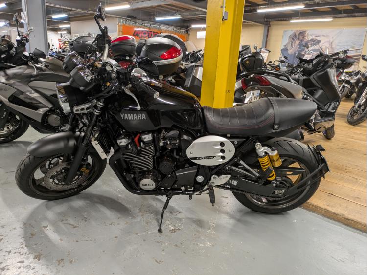 YAMAHA XJR 1300 RACER