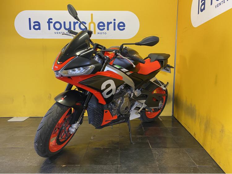 APRILIA TUONO 660