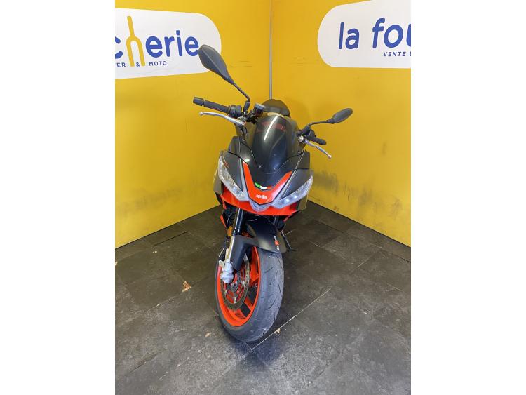 APRILIA TUONO 660