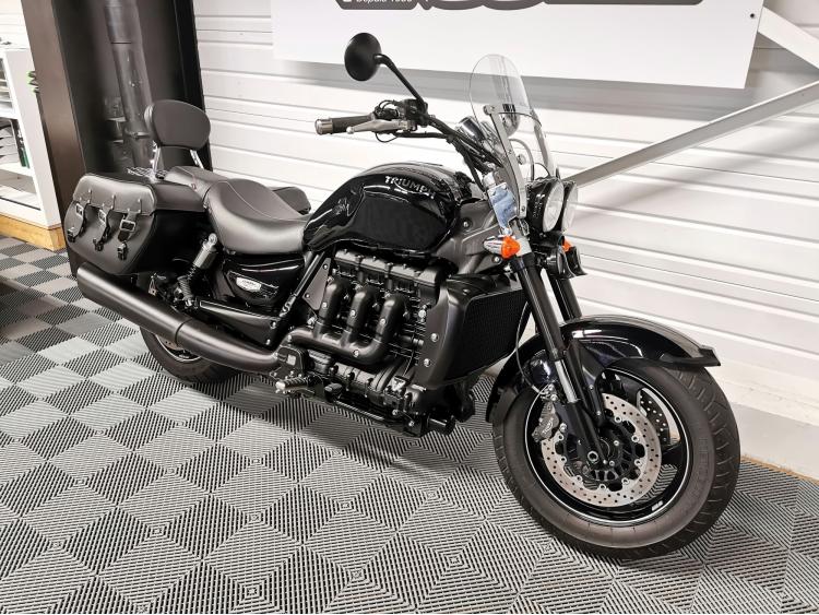 TRIUMPH 2300 Rocket III 3 X Série limitée N°162/500