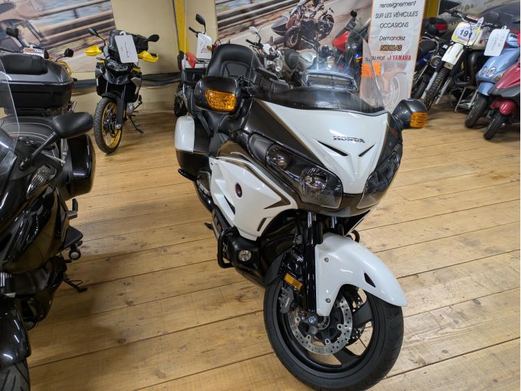 HONDA GL 1800 GOLDWING AIR BAG GPS