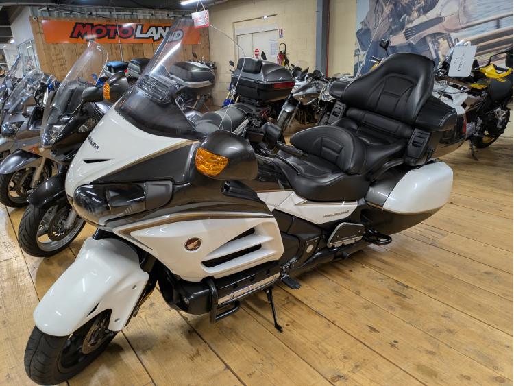 HONDA GL 1800 GOLDWING AIR BAG GPS
