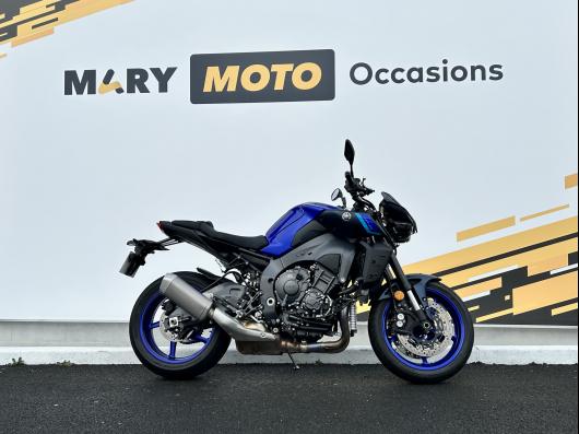 YAMAHA MT-10