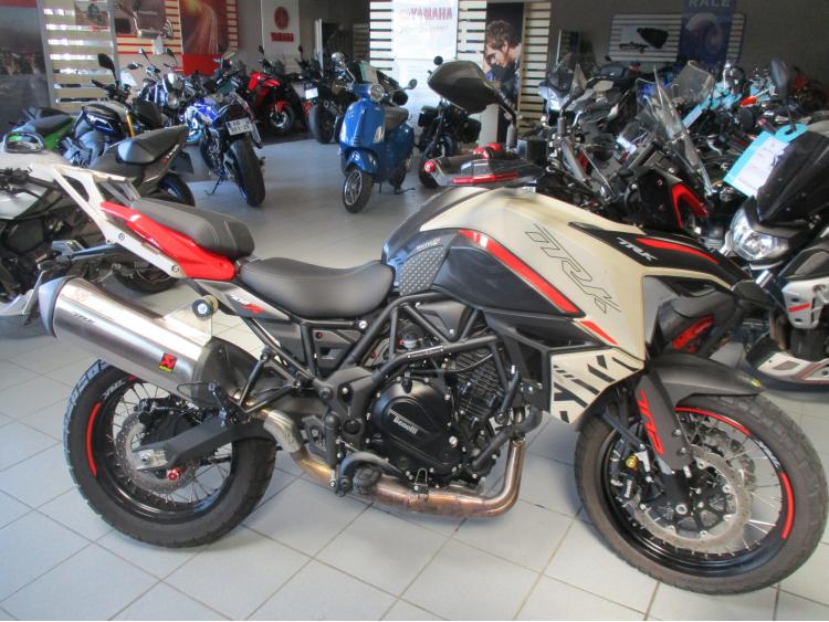 BENELLI TRK 702 X