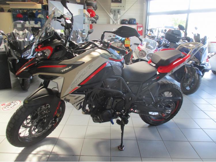 BENELLI TRK 702 X