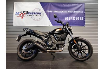 DUCATI 400 Scrambler Sixty 2 #hastag