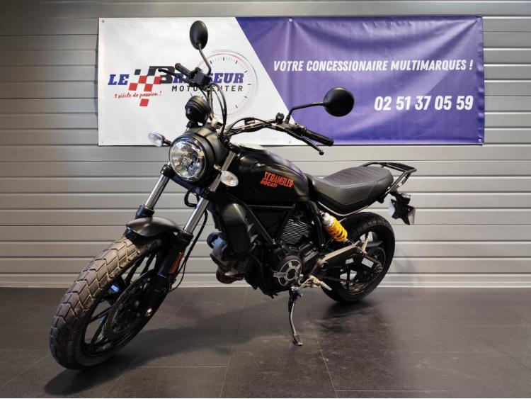 DUCATI 400 Scrambler Sixty 2 #hastag