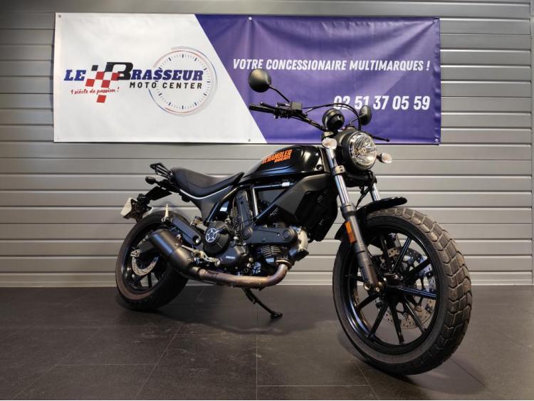 DUCATI 400 Scrambler Sixty 2 #hastag