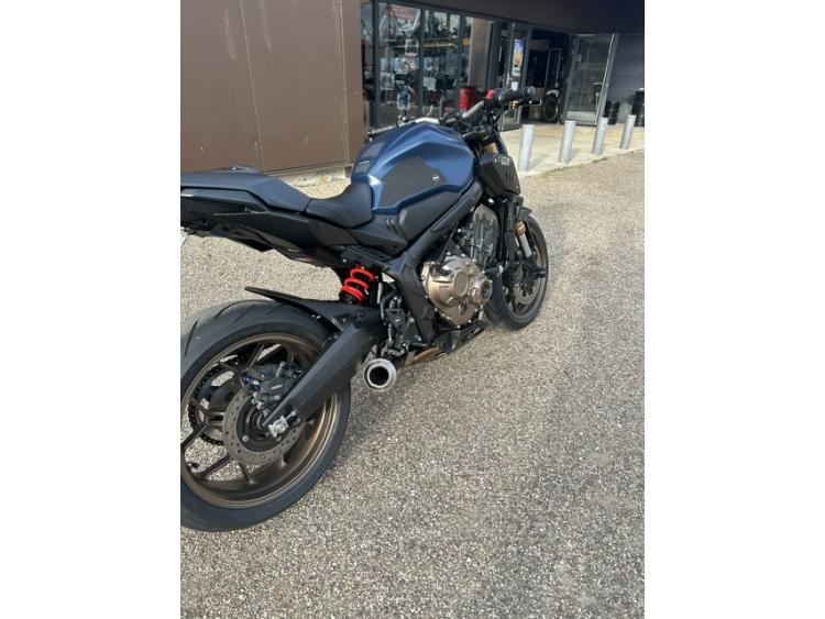 HONDA CB 650 R