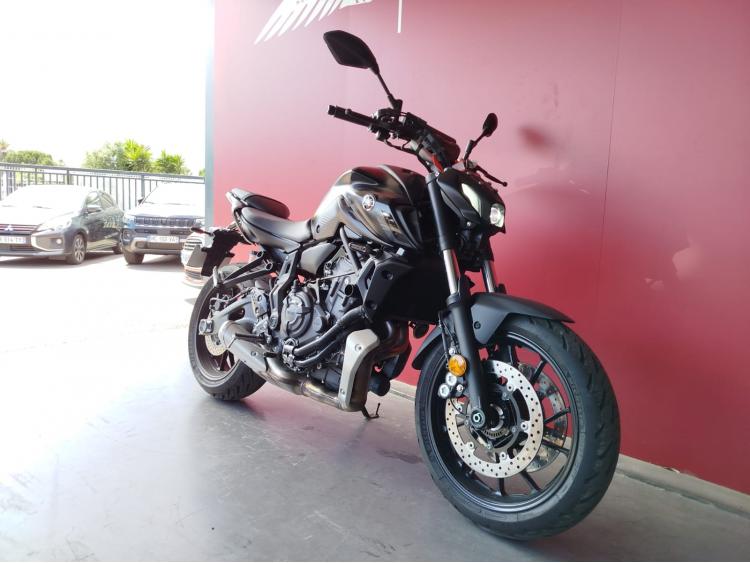 YAMAHA MT-07 (47.5CV)