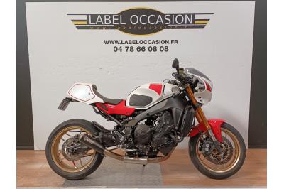 YAMAHA XSR 900