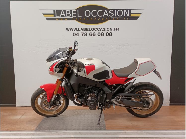 YAMAHA XSR 900