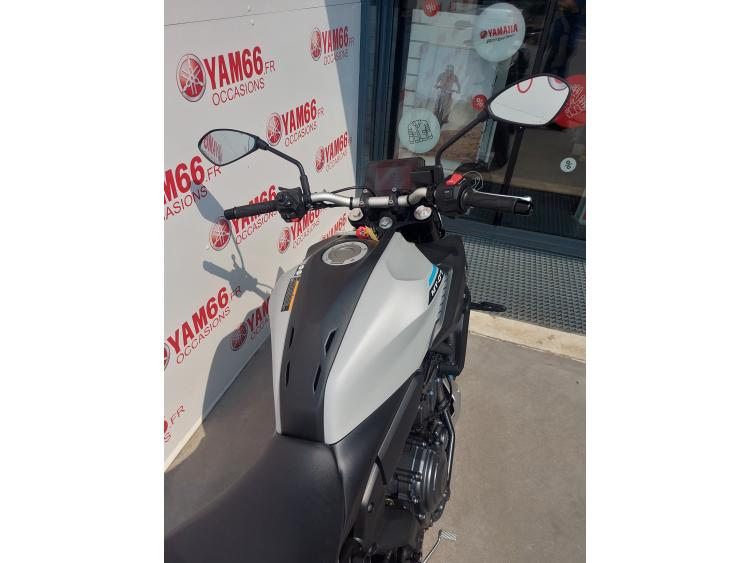 YAMAHA MT-07 (47.5CV) AVEC SHIFTER ET SUPPORT DE PLAQUE 