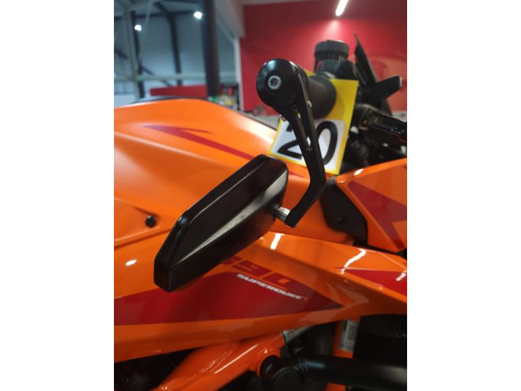 KTM 1390 SUPER DUKE R