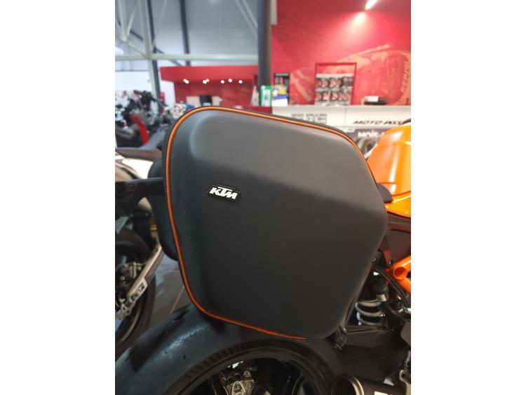 KTM 1390 SUPER DUKE R