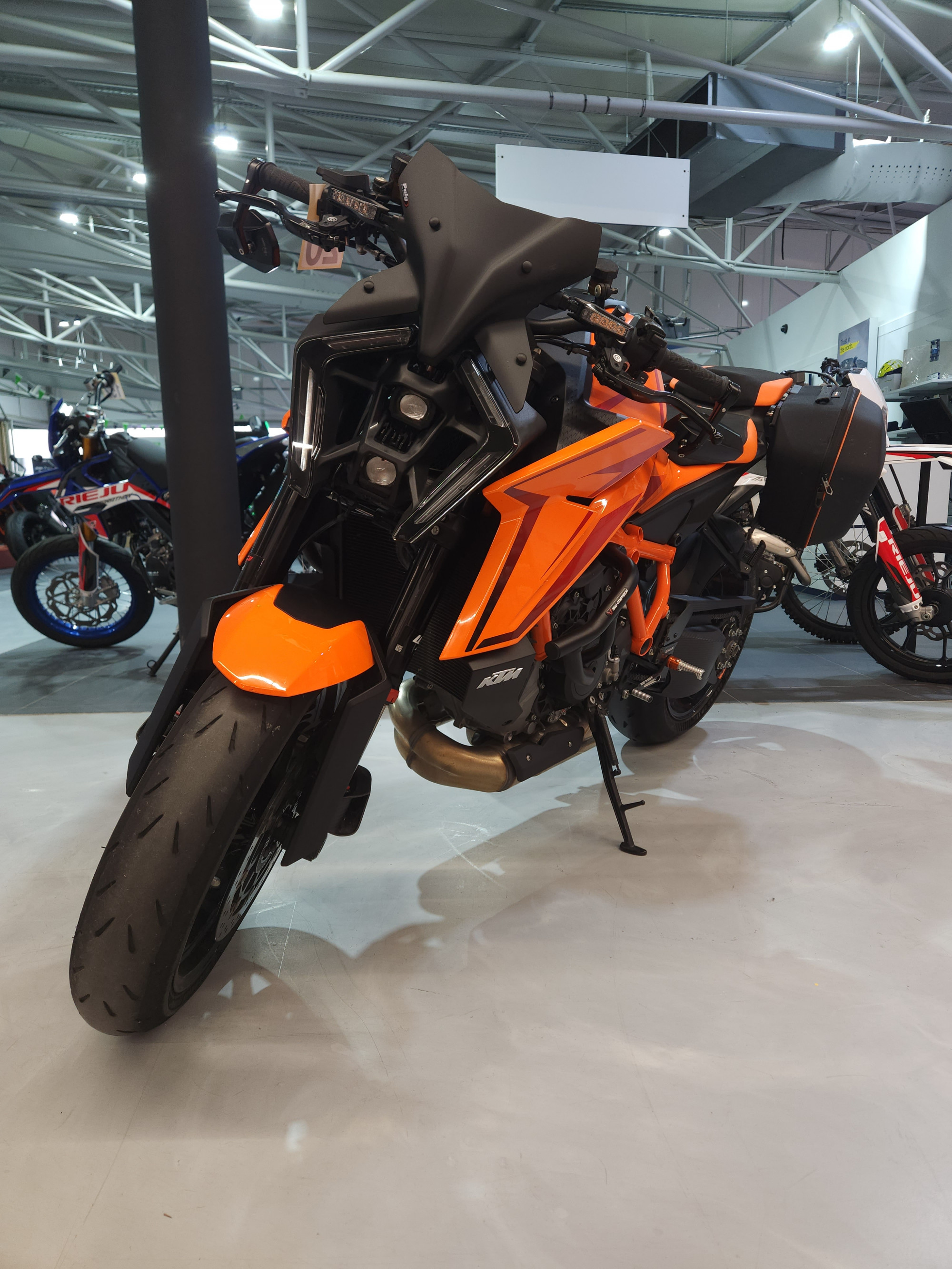 KTM 1390 SUPER DUKE R
