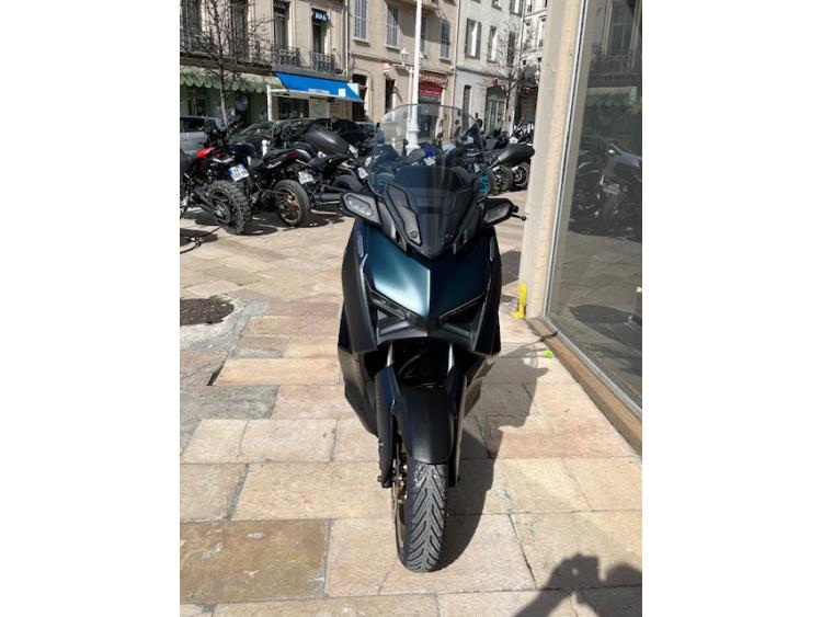 YAMAHA XMAX 300 Tech Max