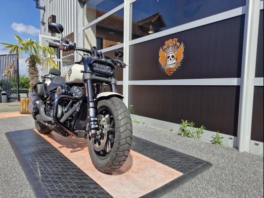 HARLEY-DAVIDSON SOFTAIL FAT BOB 1745