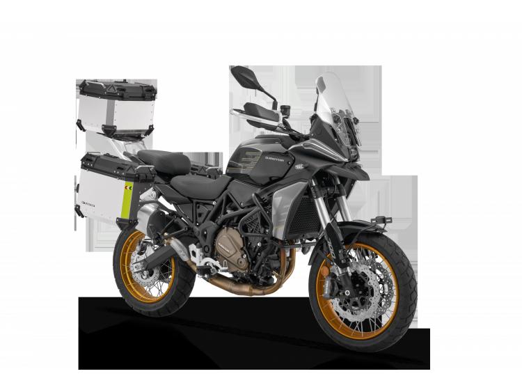 QJ MOTOR SRT 700X touring